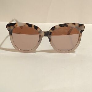 Sunglasses Tortoise Shell with Mirrored Lenses